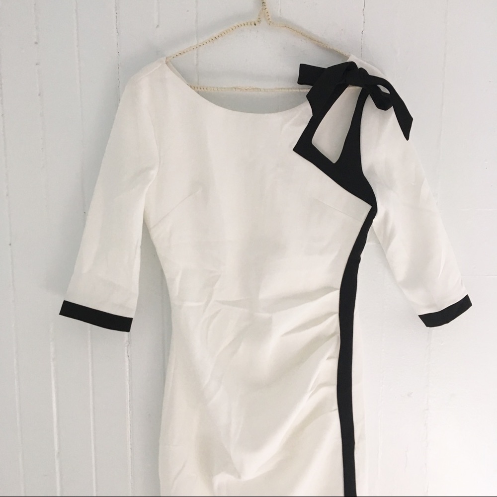 L’atiste by Amy Ruched Dress - Picture 2 of 7